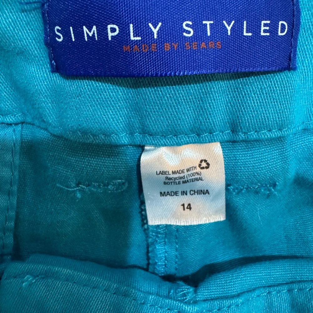 Turquoise Shorts Womens Size 14 Stretch Casual Summer Blue Flat Front Mid Rise - Picture 3 of 7